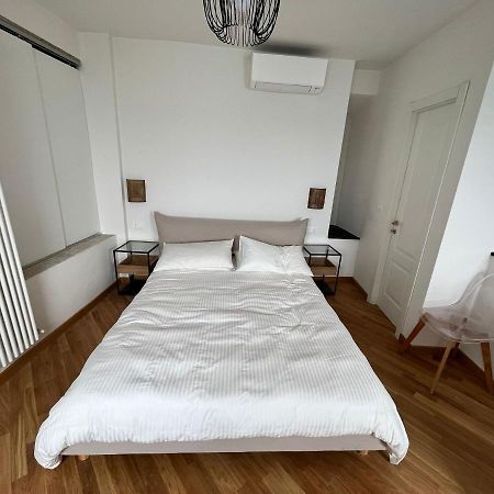 Brand New Apartment With Seaview & Private Parking Génova Exterior foto